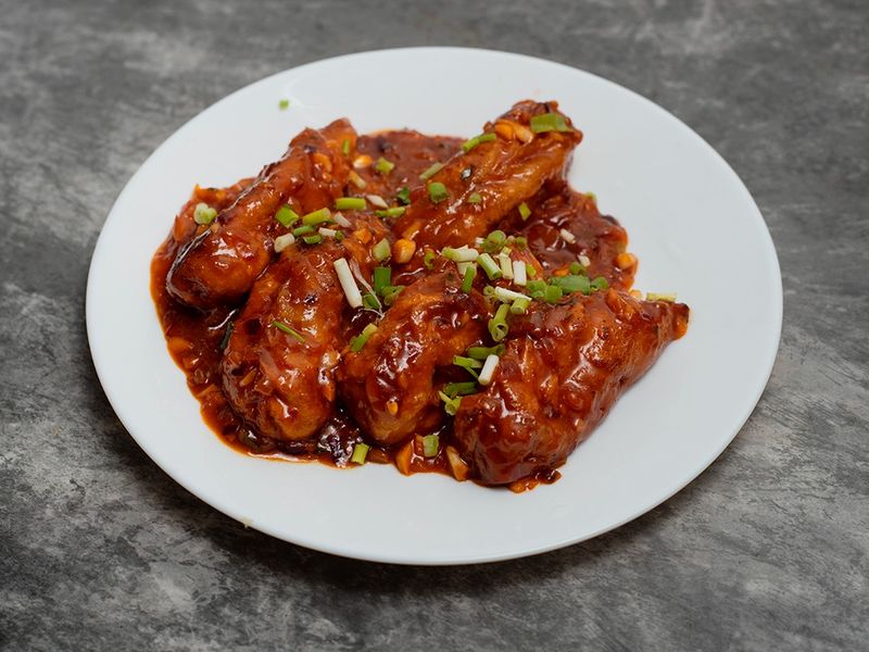 Veg Fry Gravy Momos
