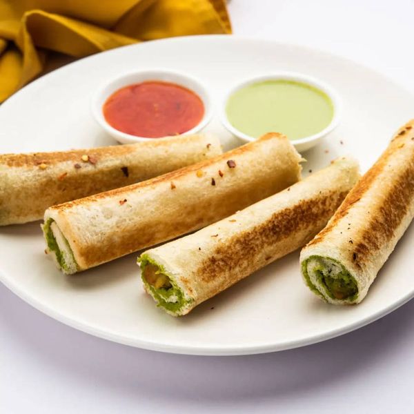 paneer Cheese Twister Roll