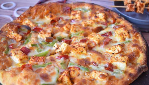 Tandoori Paneer pizza