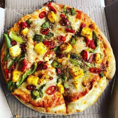 Pappy Paneer pizza
