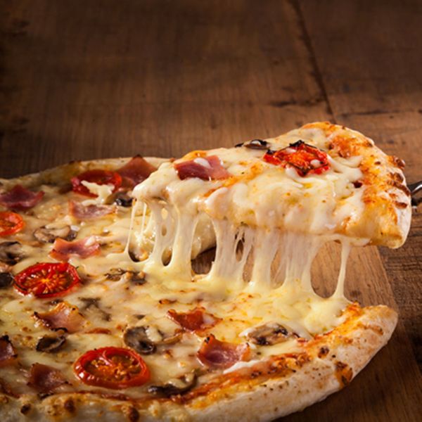 Cheese Tomato pizza